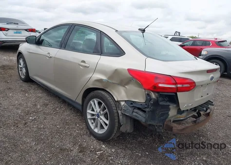 2017 Ford Focus Se z USA, uszkodzony, nr VIN 1FADP3F25HL243956